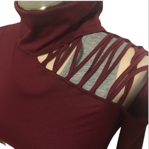 Wine Cold Shoulder Long Sleeved Shirt Size XS - Picture 4 of 4